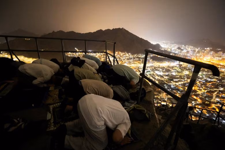 Hàng triệu người đổ về thánh địa Mecca dự lễ hành hương Hajj
