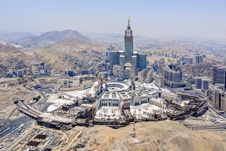 Hàng triệu người đổ về thánh địa Mecca dự lễ hành hương Hajj