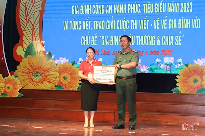 Tuyên dương gia đình công an hạnh phúc, tiêu biểu năm 2023