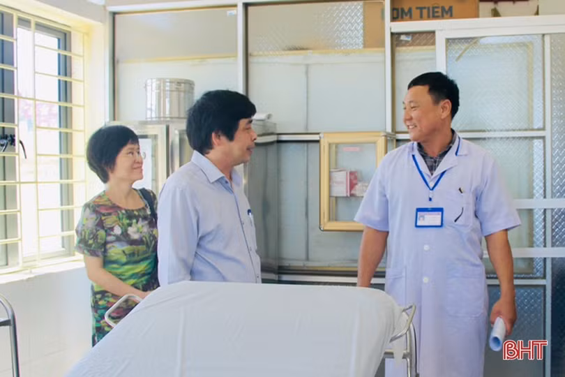 Tăng cường tuyên truyền nâng cao nhận thức người dân về các lĩnh vực y tế