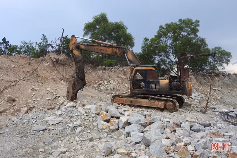 Cần sớm làm rõ vụ nổ mìn khai thác đá “bất thường” ở núi Hồng Lĩnh