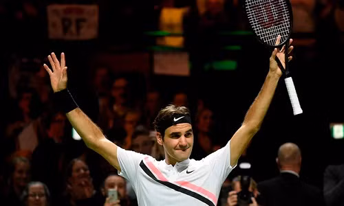 federer tro thanh tay vot lon tuoi nhat len so mot the gioi