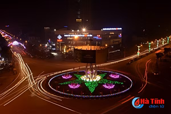 photo thanh sen lung linh sac mau don tet