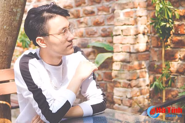 Bản cover “Tết xa nhà” của sinh viên người Hà Tĩnh gây xúc động