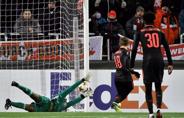 ostersunds 0 3 arsenal phao thu dat mot chan vao vong 1 8