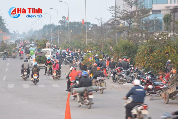 quat chua dao dang ngay cuoi nam