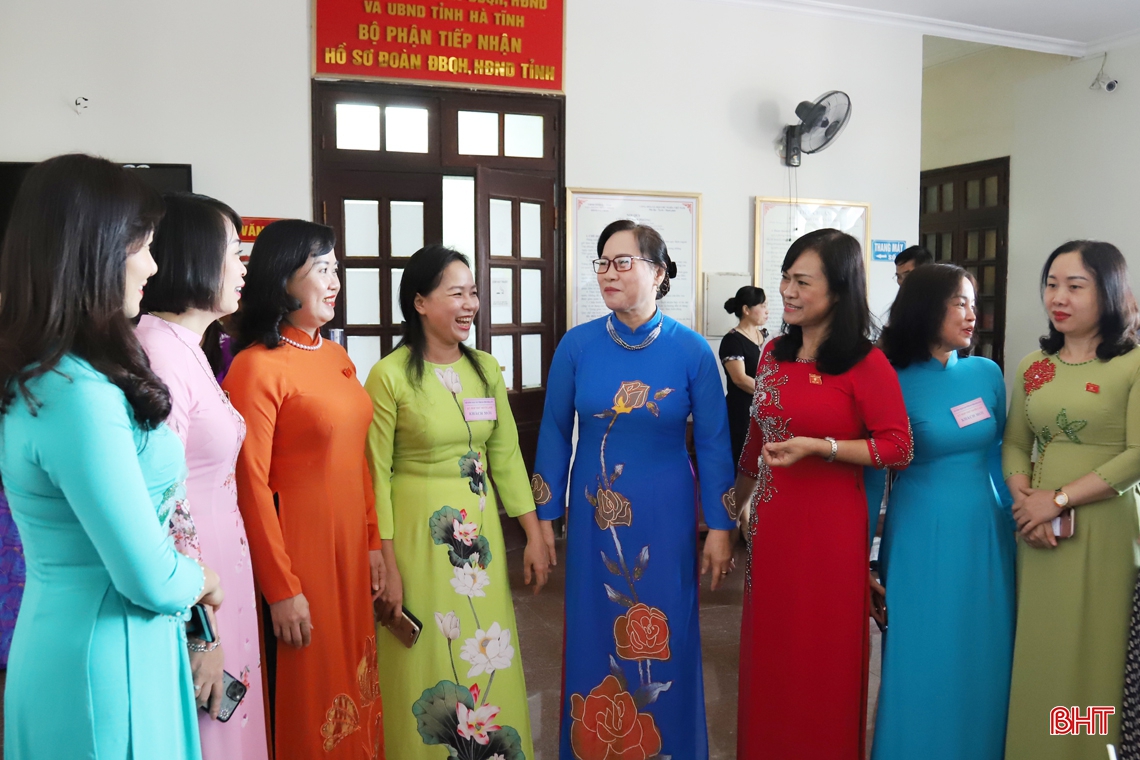 Quyết tâm cao, nỗ lực lớn, hành động quyết liệt, không chùn bước, phấn đấu hoàn thành các chỉ tiêu nghị quyết HĐND tỉnh đề ra