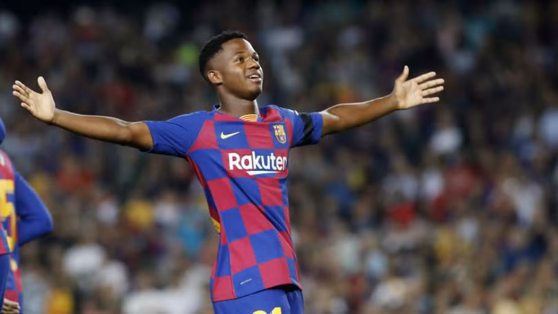 Sao trẻ Ansu Fati được tin rằng sẽ đá chính từ đầu thay vì Messi. Ảnh: Getty . Liverpool, Barca và cạm bẫy ở trận ra quân Champions League
