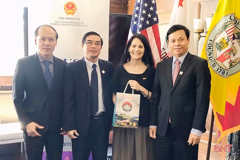 Mở ra cơ hội hợp tác đầu tư giữa doanh nghiệp Los Angeles với Hà Tĩnh