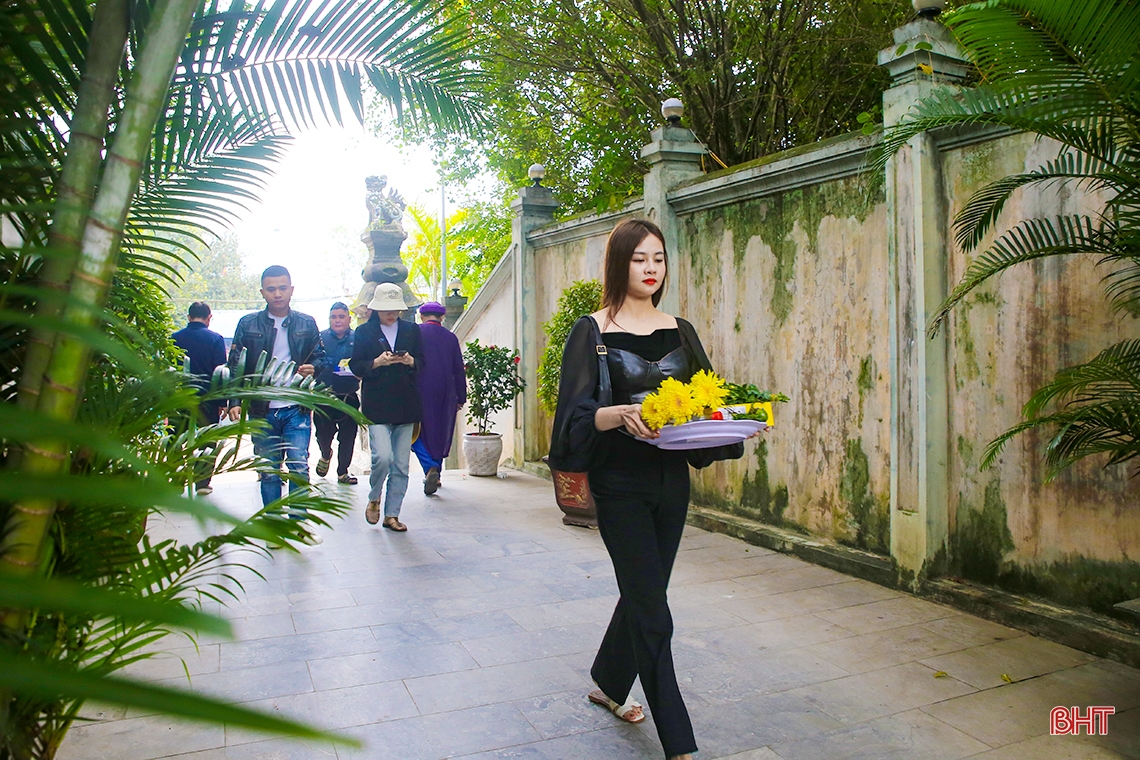 Ngắm đền thờ Chế thắng phu nhân Nguyễn Thị Bích Châu trước thềm lễ giỗ 646 năm