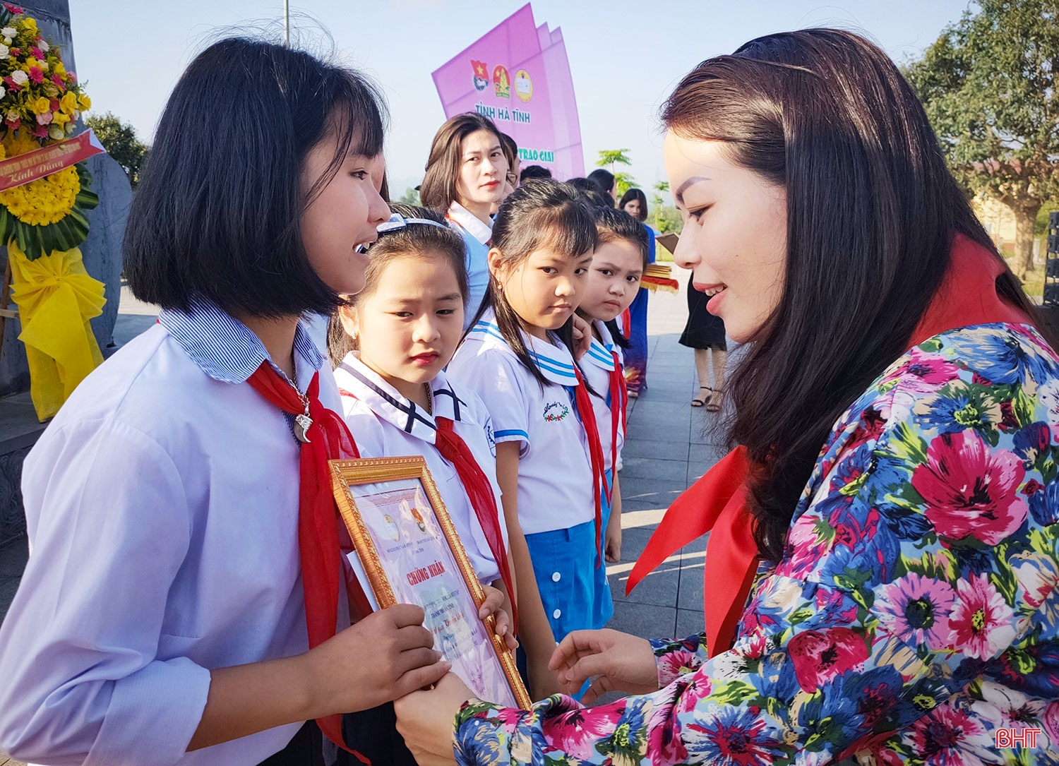 Tích cực tham mưu những nội dung phù hợp trong phát triển kinh tế - xã hội của địa phương