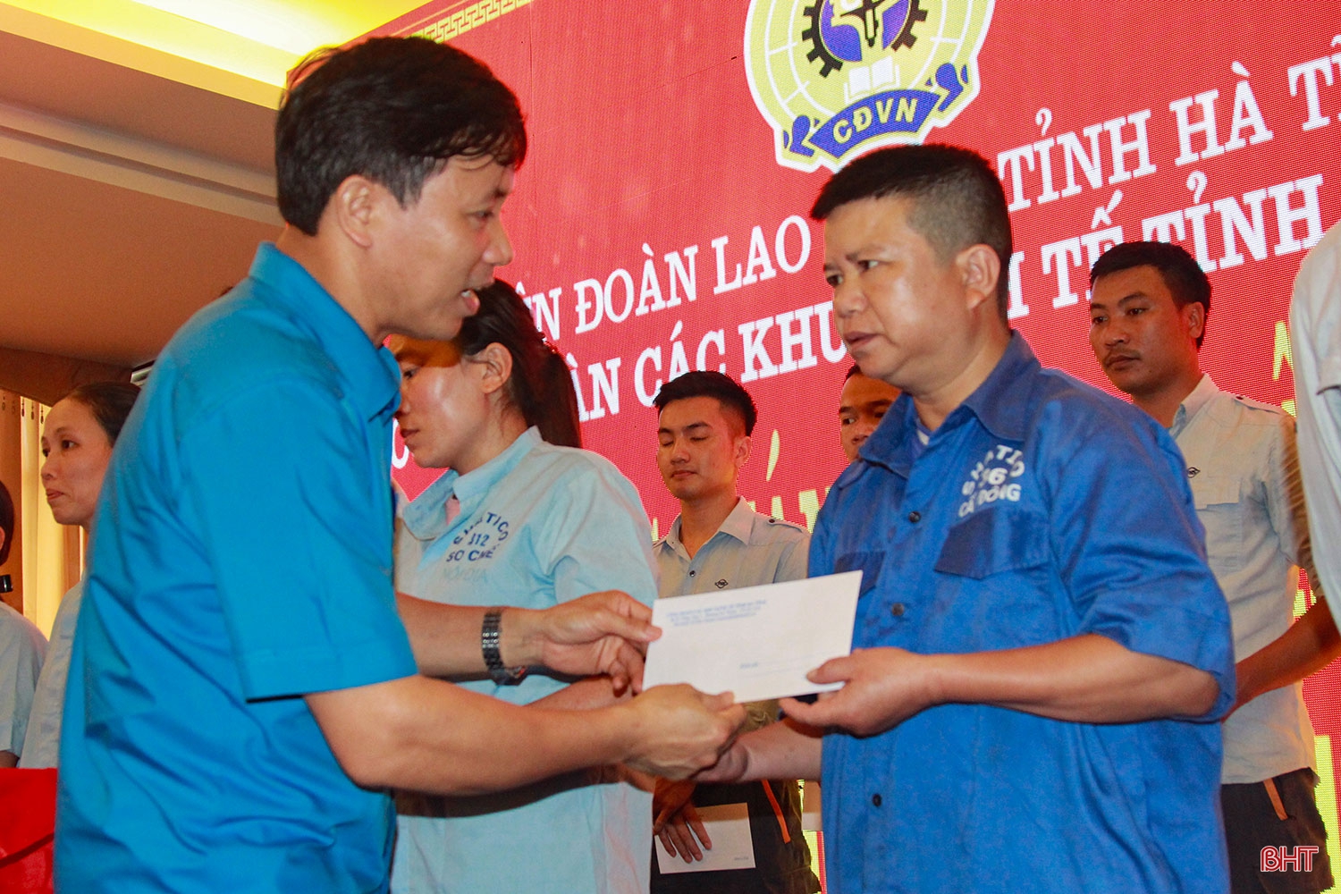 Tích cực tham mưu đề xuất ban hành cơ chế chính sách bồi dưỡng, phát triển nguồn nhân lực