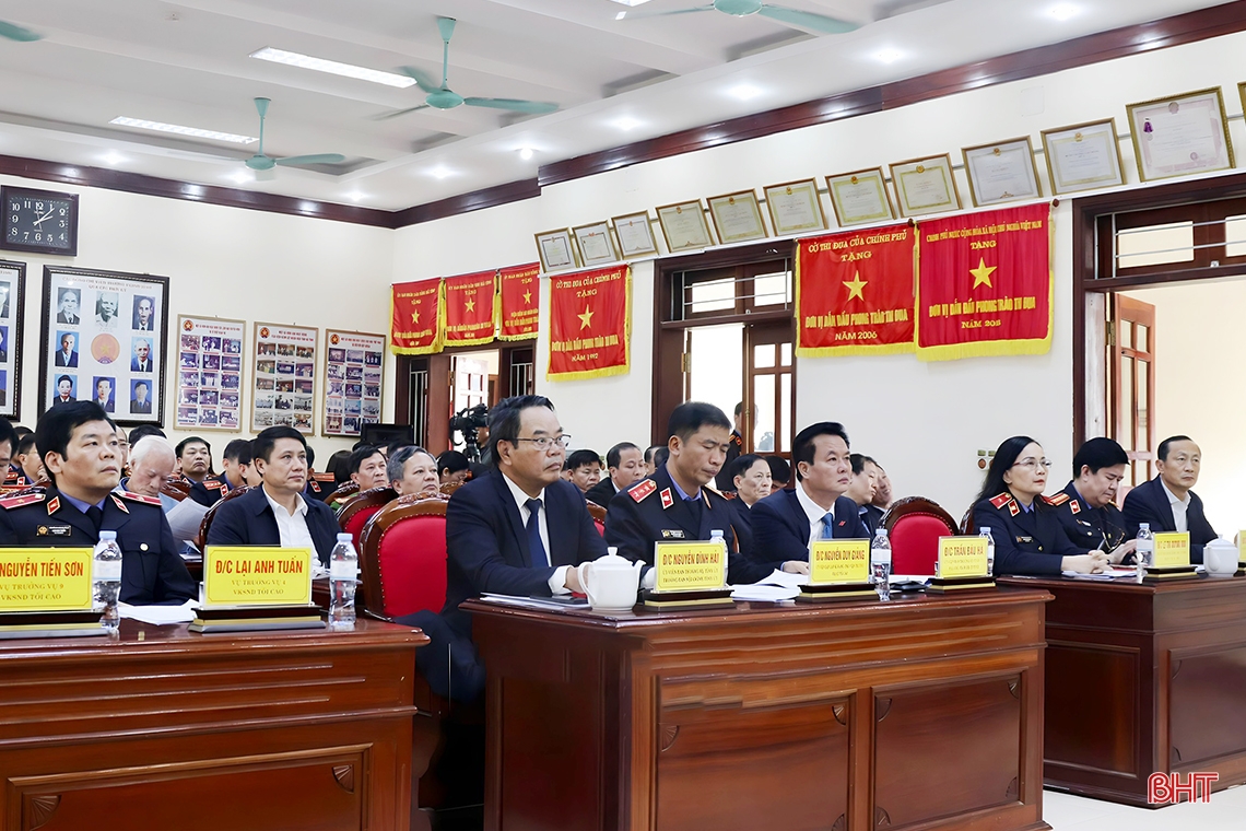 Xử lý nghiêm minh các vụ án, vụ việc tham nhũng, tiêu cực