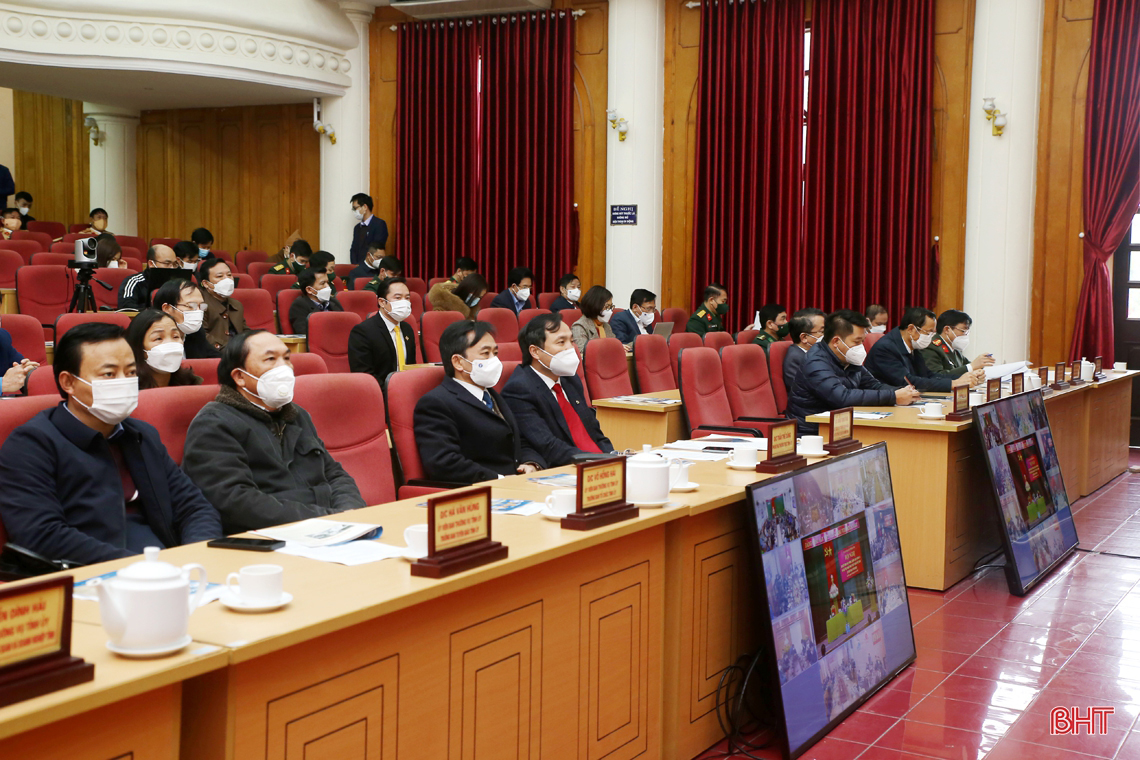 Cả hệ thống chính trị Hà Tĩnh tập trung cao, linh hoạt, sáng tạo hơn nữa trong phòng, chống dịch COVID-19