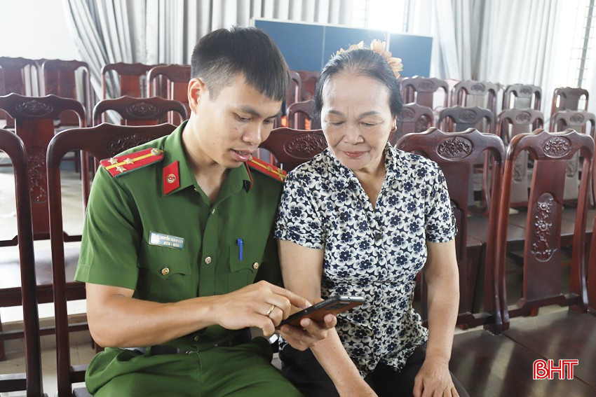Theo đánh giá, việc góp ý trên VNeID dễ thao tác, vô cùng thuận lợi với mọi tầng lớp nhân dân.
