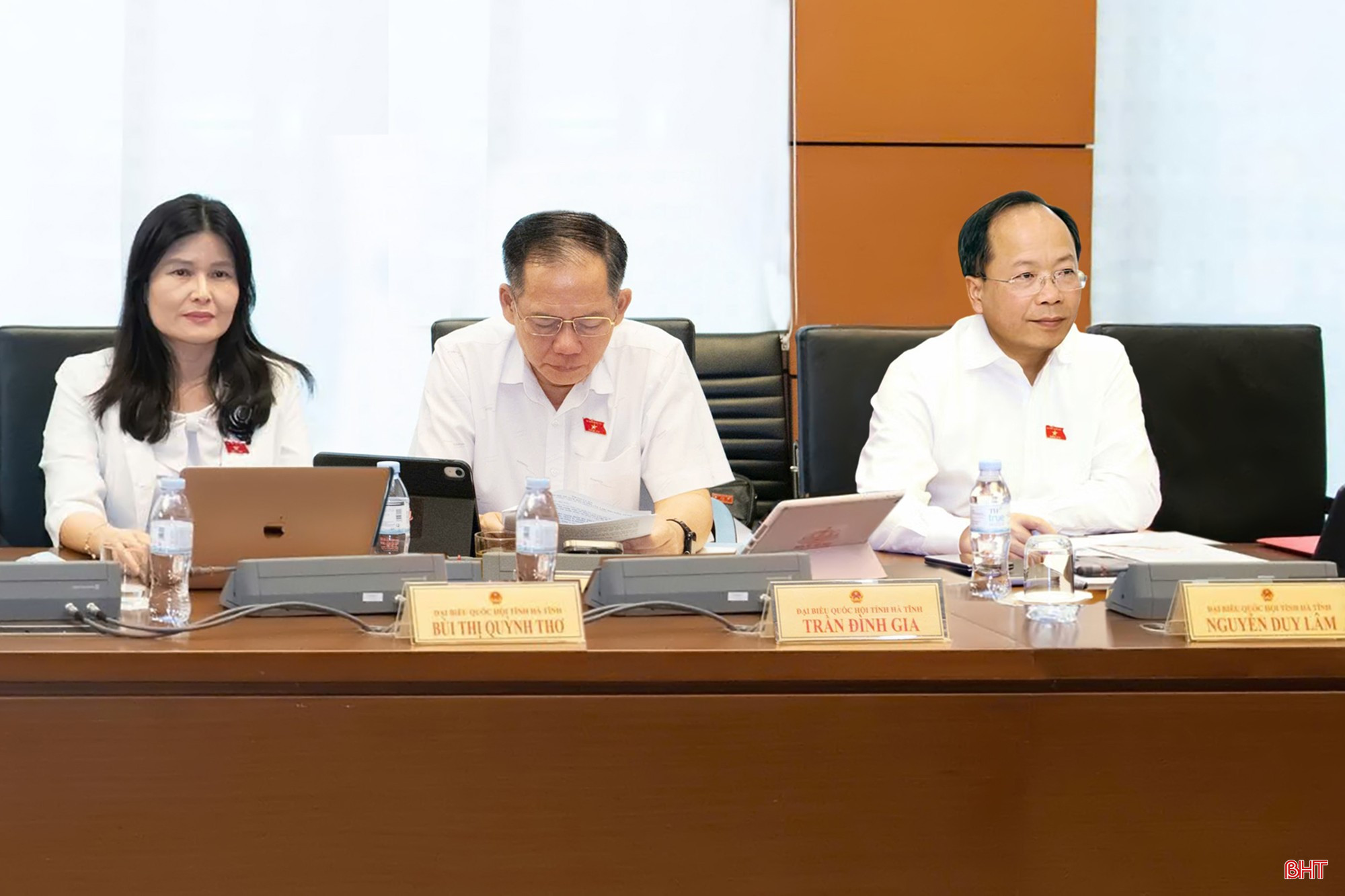 bqbht_br_anh-ghep-ong-gia.jpg