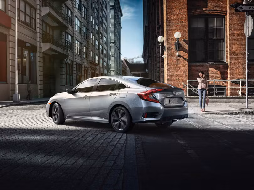 Honda Civic 2019 bổ sung phiên bản Sport, giá từ 20.500 USD