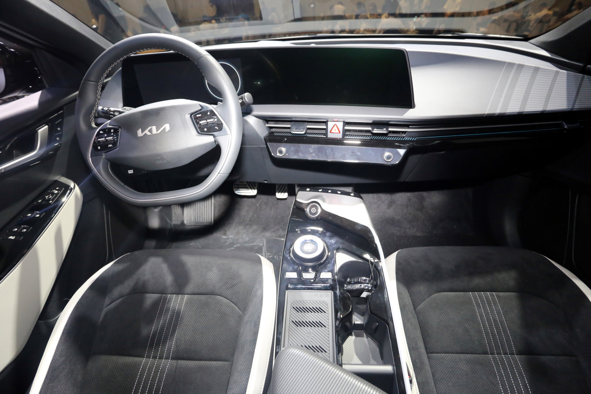 Kia EV6 sắp bán tại Việt Nam có gì HOT