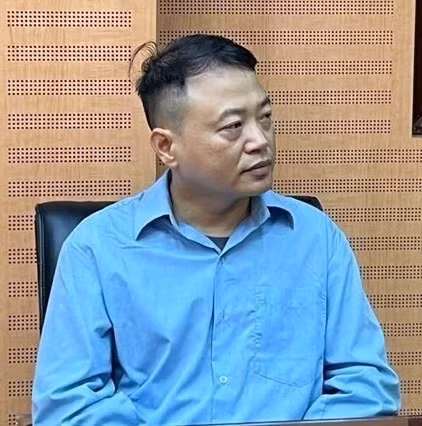 Nguyễn Hòa Bình (tức "Shark" Bình).