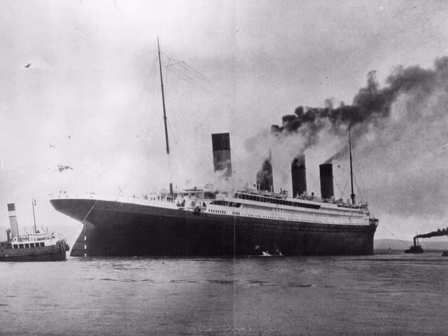 Tàu Titanic được coi là con tàu lớn nhất thế giới khi khánh thành