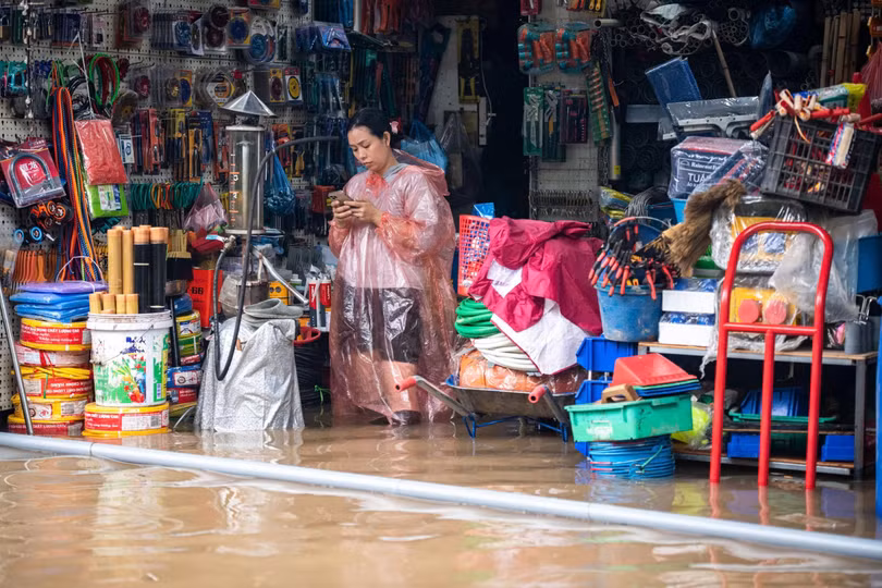 Bộ Y tế yêu cầu các địa phương tăng cường kiểm tra, giám sát và cảnh báo người dân. Ảnh: Đinh Hà.