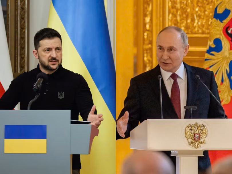 Tổng thống Ukraine Volodymyr Zelensky - bên trái - và Tổng thống Liên bang Nga Vladimir Putin. Ảnh: PAP-THX/TTXVN