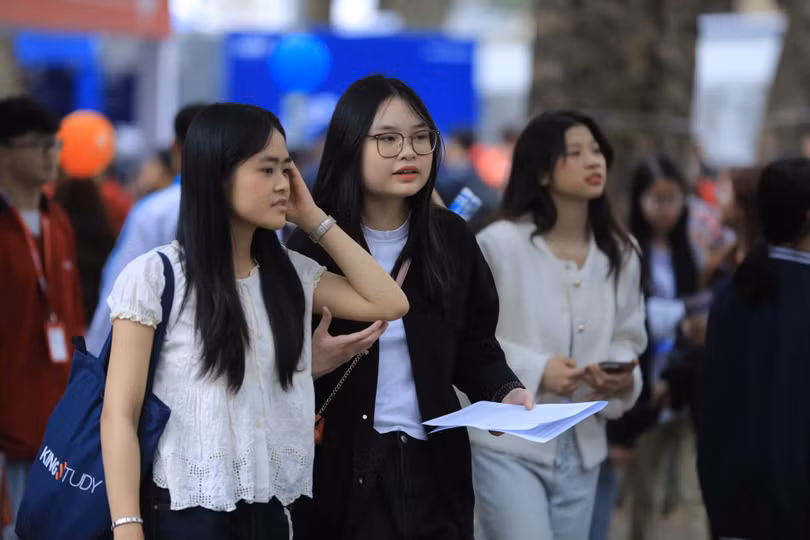 Quy định giảm phương thức xét tuyển đại học cho mỗi ngành đào tạo áp dụng từ năm 2027 đang nhận được sự quan tâm lớn từ dư luận xã hội.