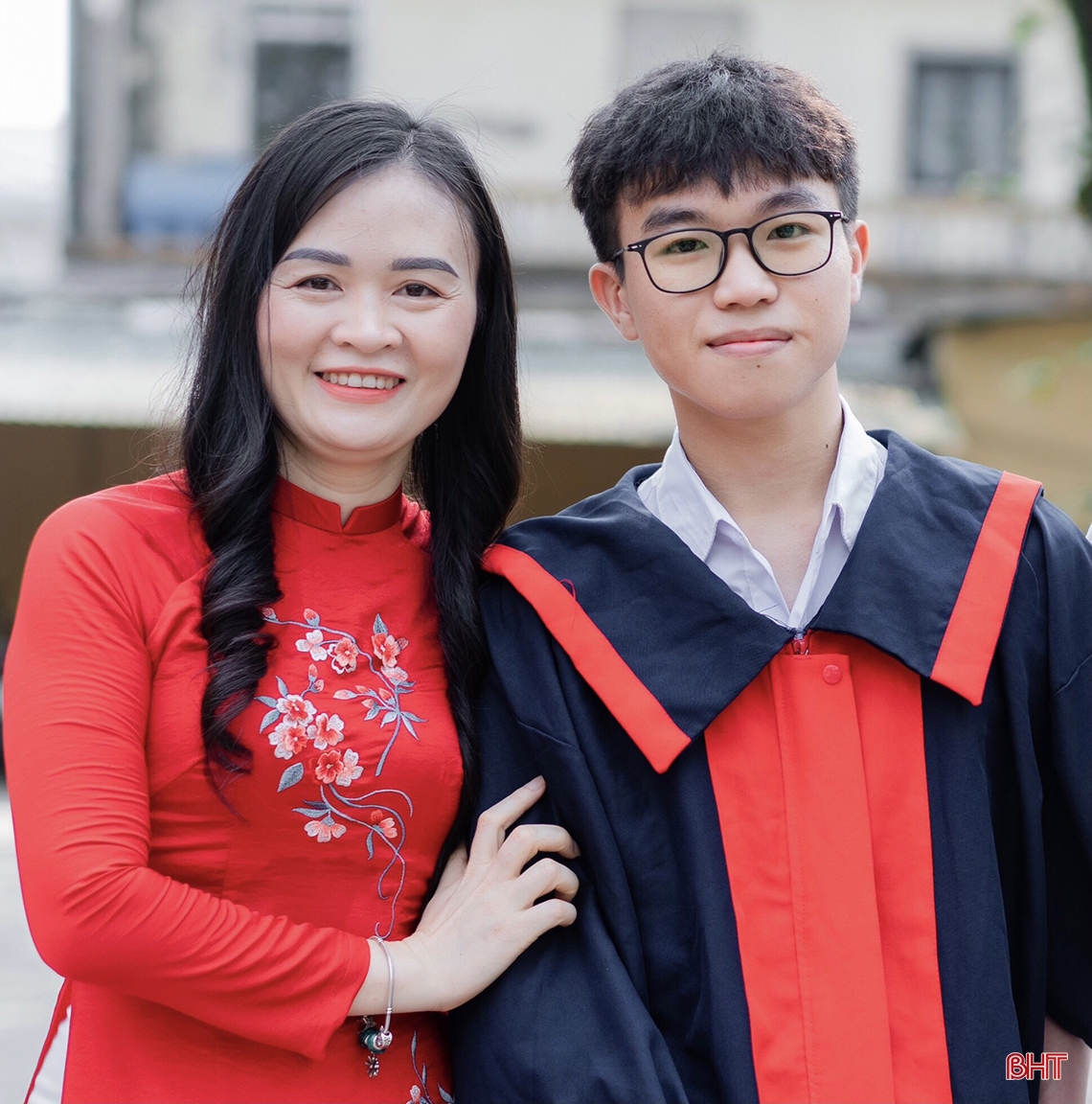 Gặp gỡ 2 thí sinh giành điểm 10 duy nhất môn Hóa học và Vật lý của Hà Tĩnh