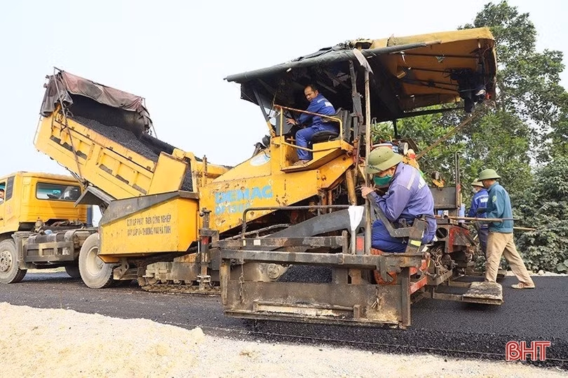 Đẩy nhanh tiến độ thi công các công trình trọng điểm ở Hà Tĩnh