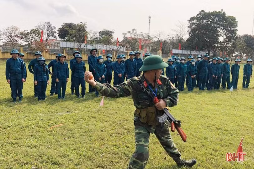 Nâng cao chất lượng huấn luyện lực lượng dân quân tự vệ ở Hà Tĩnh