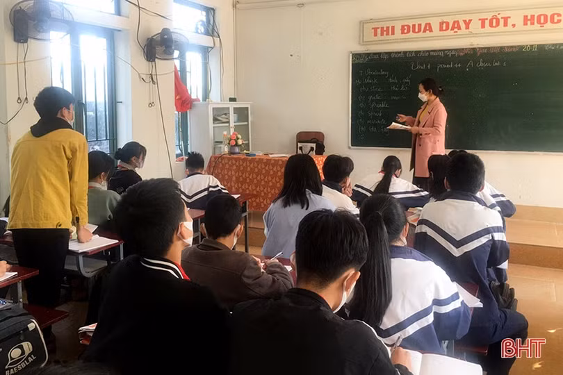 17 học sinh được đặc cách công nhận học sinh giỏi tỉnh môn tiếng Anh
