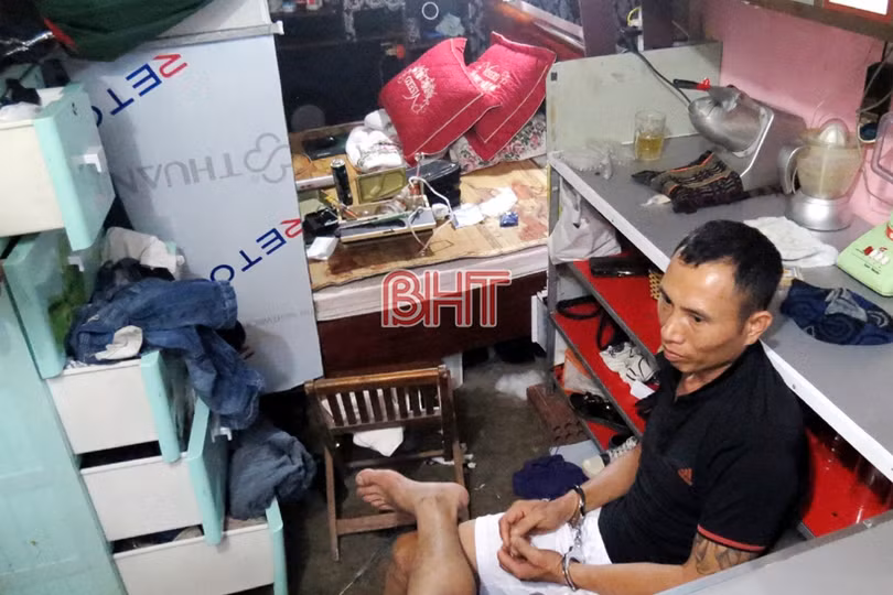 Đột kích tụ điểm ma túy núp bóng quán cà phê trong lòng TP Hà Tĩnh