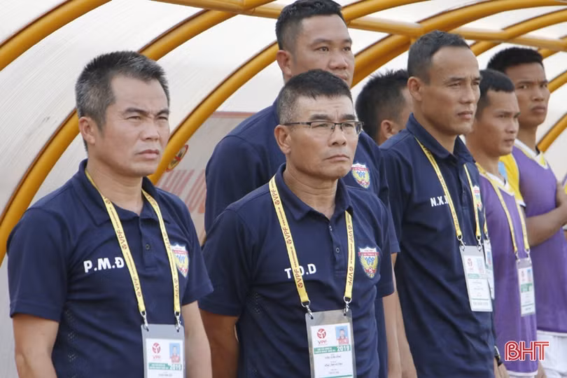 CLB Hồng Lĩnh Hà Tĩnh càng đấu càng hay!