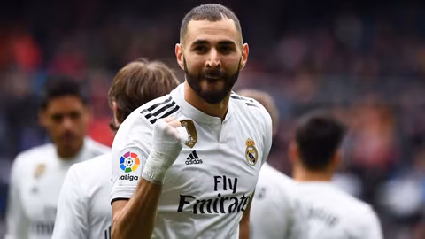 Real Madrid - sự sụp đổ của một đế chế