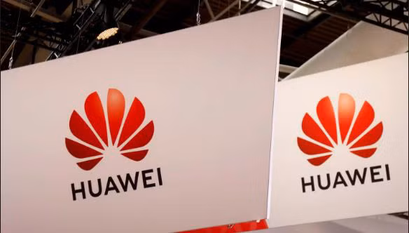 Thế giới ngày qua: Trung Quốc phản ứng gì khi Google “ly thân” Huawei?