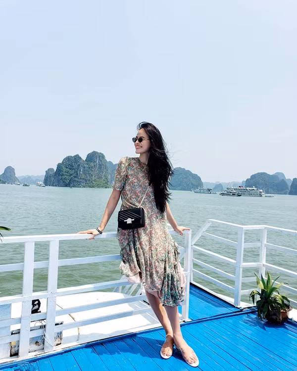 Mặc đẹp như sao Việt với các mẫu váy mùa hè