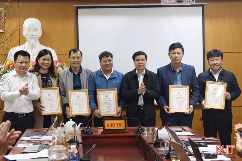 Cẩm Xuyên tăng 3 bậc trong bảng xếp hạng cải cách hành chính toàn tỉnh