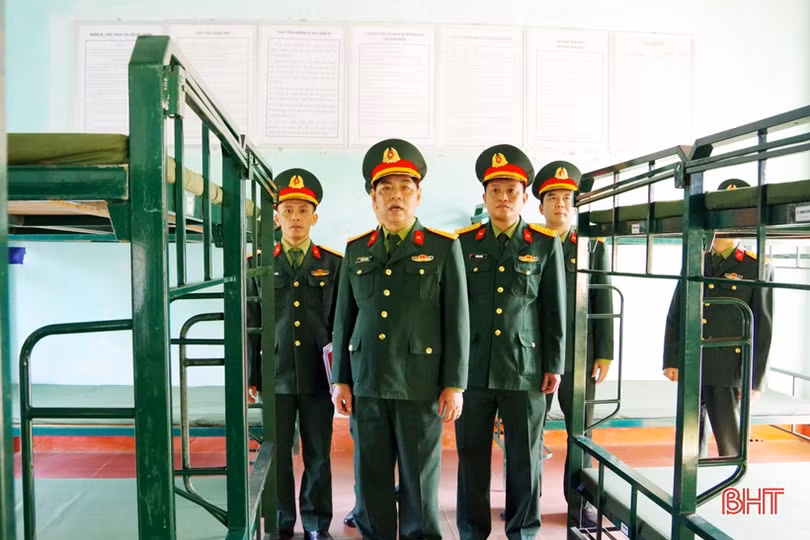 Quân khu 4 kiểm tra công tác chuẩn bị tiếp nhận chiến sỹ mới tại Trung đoàn 841