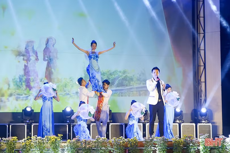 Đặc sắc chương trình nghệ thuật “Khúc Xuân dâng Đảng”