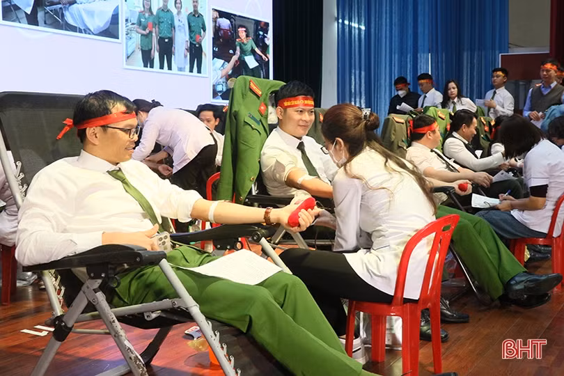Công an tỉnh Hà Tĩnh thu về 186 đơn vị máu tình nguyện