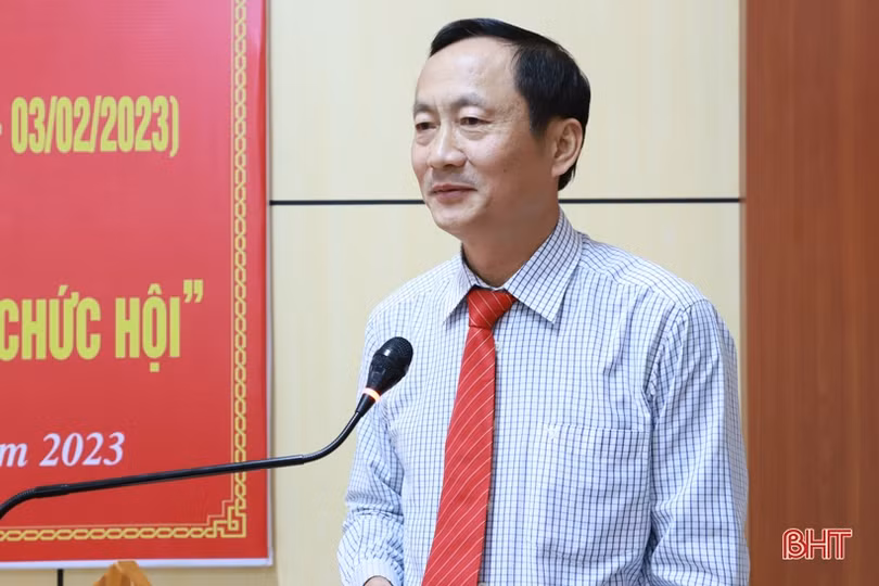 Đảng viên Hội LHPN tỉnh Hà Tĩnh bàn giải pháp đổi mới nội dung hoạt động của tổ chức hội