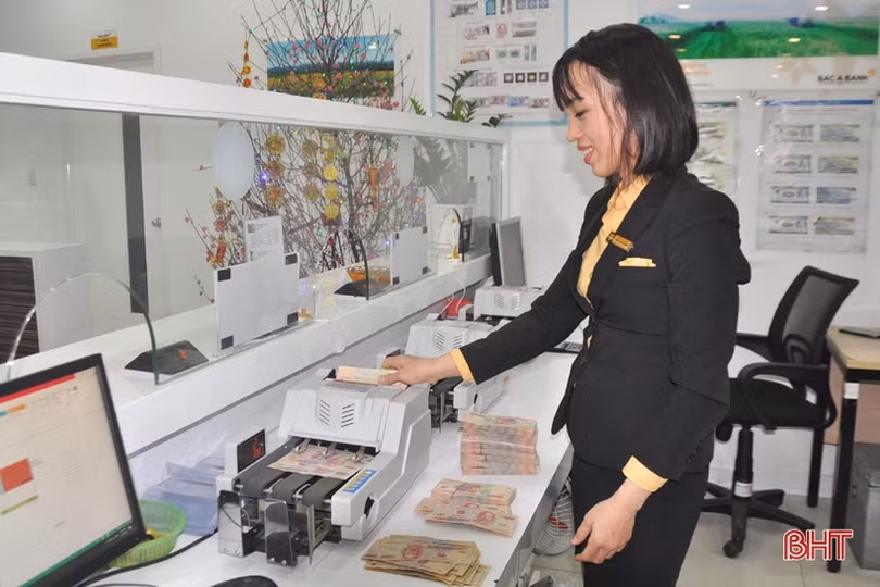 Các ngân hàng Hà Tĩnh kỳ vọng “hút” tiền gửi tiết kiệm đầu năm