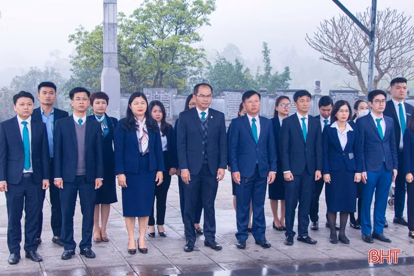 BIDV Hà Tĩnh dâng hương tưởng niệm cố Tổng Bí thư Hà Huy Tập