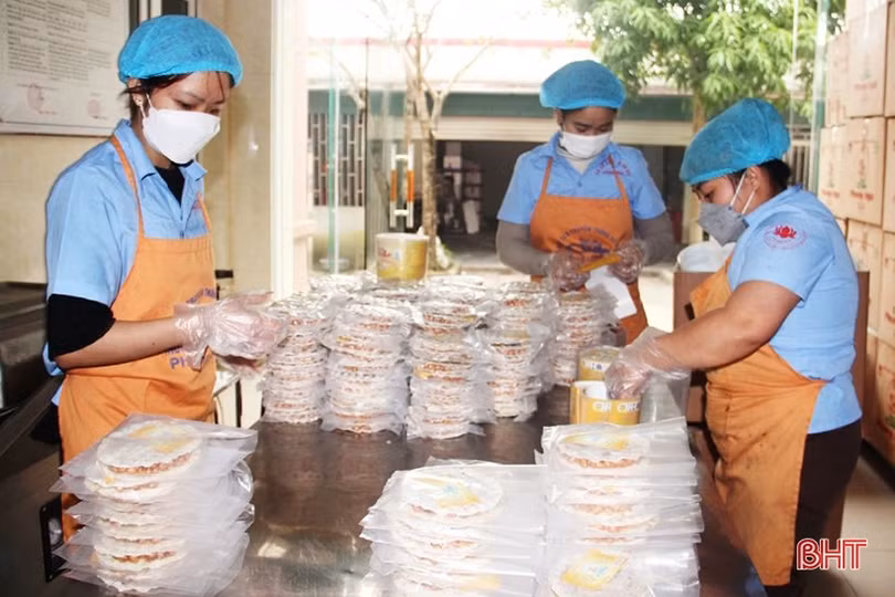 Kẹo cu đơ Hà Tĩnh “lên đường” làm quà biếu sau tết