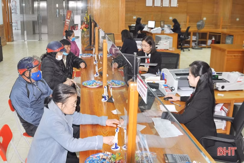 Các ngân hàng Hà Tĩnh kỳ vọng “hút” tiền gửi tiết kiệm đầu năm