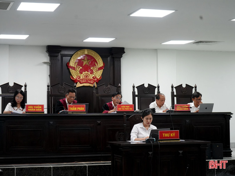 bqbht_br_hoi-dong-xet-xu.jpg