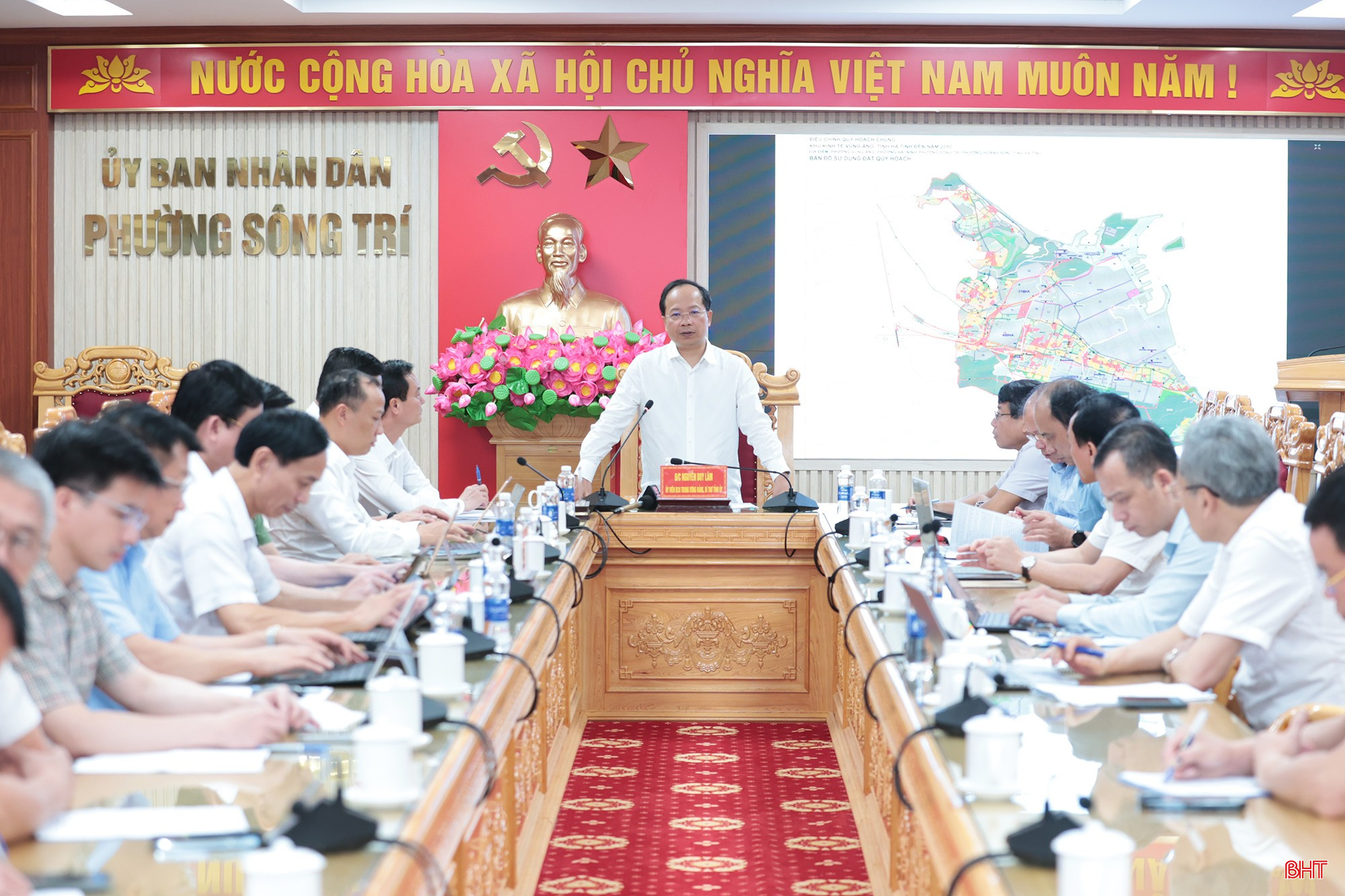 bqbht_br_khu-kinh-te-vung-ang-611.jpg