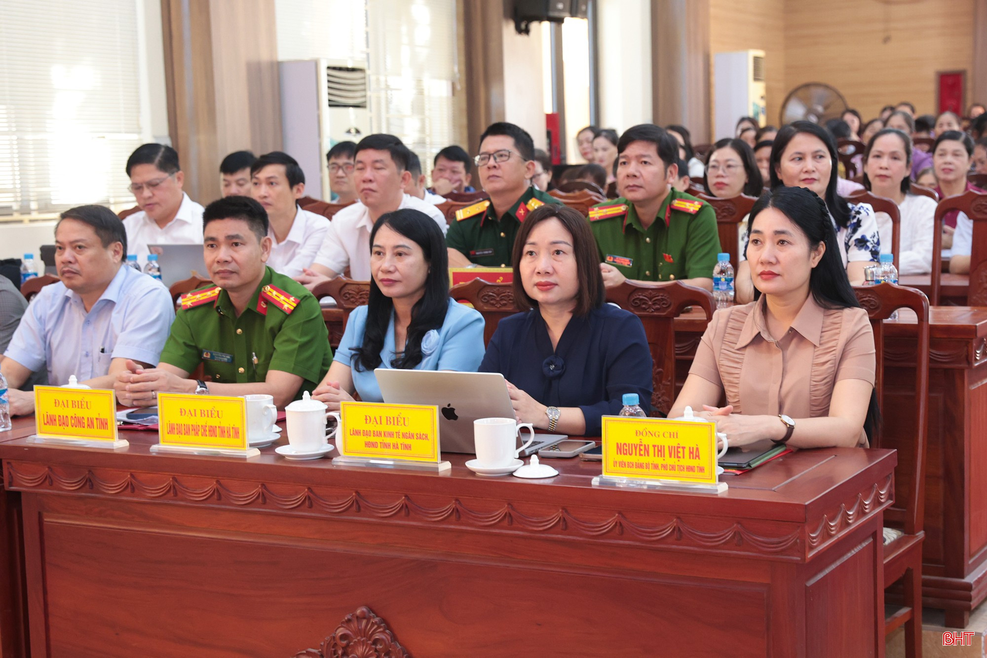 bqbht_br_tiep-xuc-cu-tri-8214.jpg