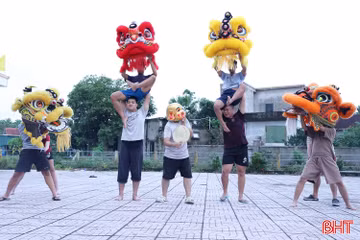 Các đội múa lân ở Hà Tĩnh tất bật "vào mùa"