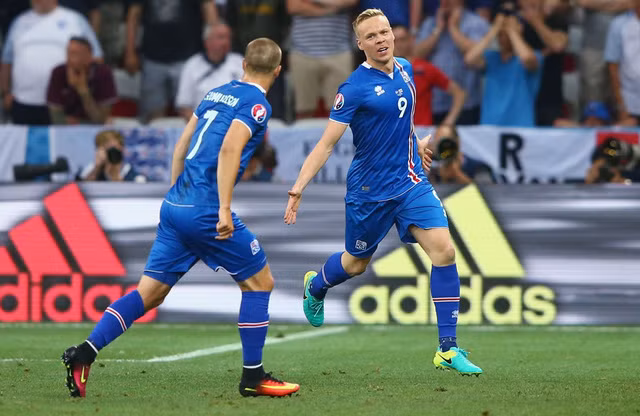 phap iceland noi so mang ten iceland